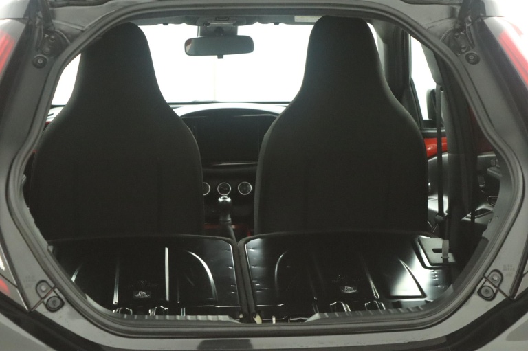 Toyota Aygo X - 1.0 VVT-i MT Pulse 26