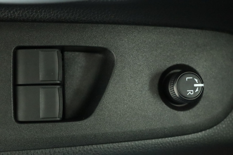 Toyota Aygo X - 1.0 VVT-i MT Pulse 28
