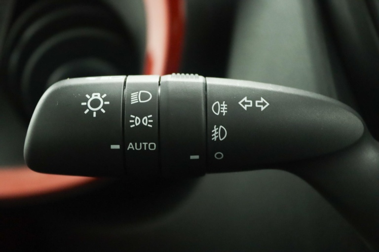 Toyota Aygo X - 1.0 VVT-i MT Pulse 30