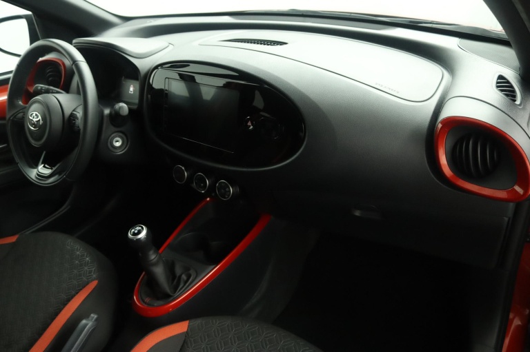 Toyota Aygo X - 1.0 VVT-i MT Pulse 42