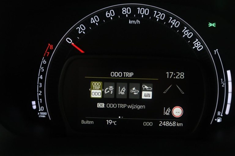 Toyota Aygo X - 1.0 VVT-i MT Pulse 44
