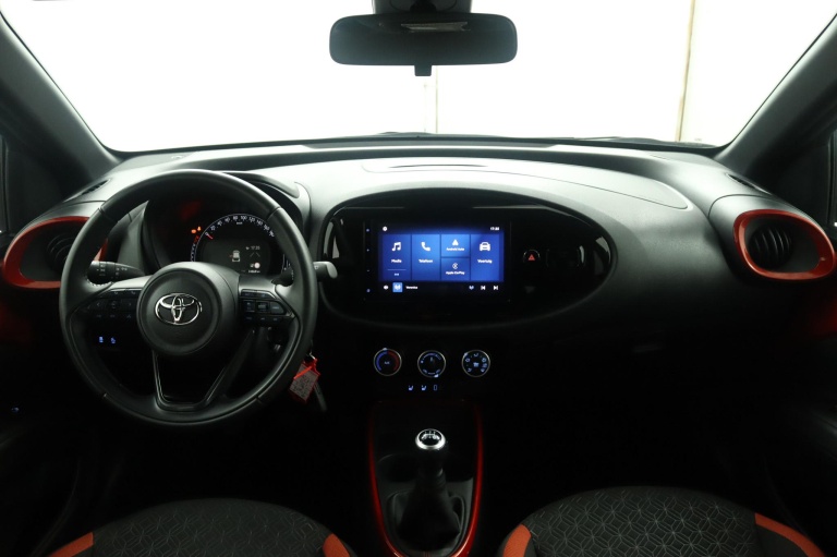 Toyota Aygo X - 1.0 VVT-i MT Pulse 52