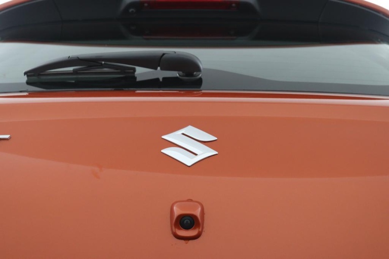 Suzuki Swift - 1.2 Comfort Smart Hybrid 35