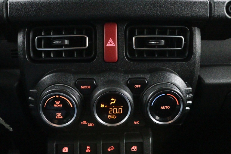 Suzuki Jimny - 1.5 Stijl | 4-Persoons | Allgrip Pro | 12