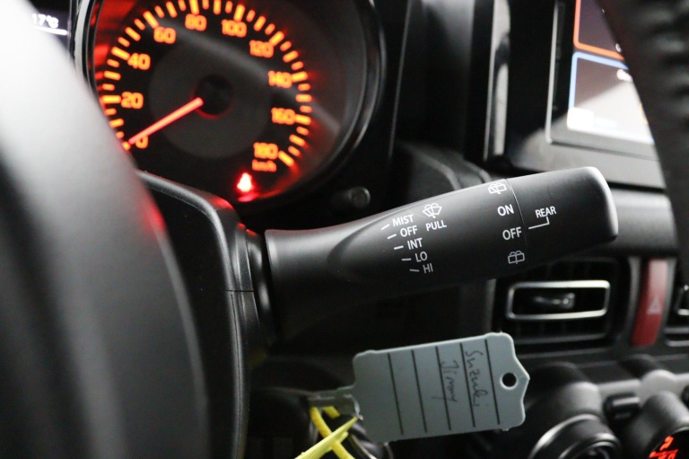 Suzuki Jimny - 1.5 Stijl | 4-Persoons | Allgrip Pro | 30