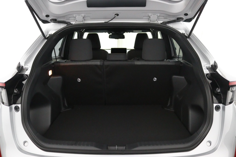 Toyota Yaris Cross - 1.5 Hybrid 115 Dynamic | Incl. € 2000,-MANIA | 24