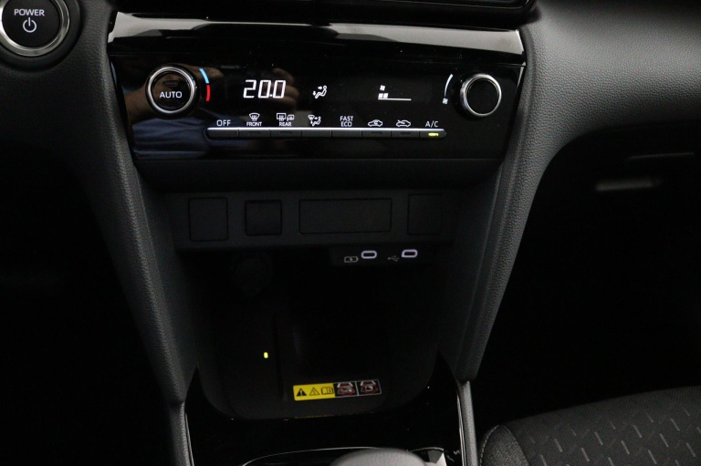 Toyota Yaris Cross - 1.5 Hybrid 115 Dynamic 11