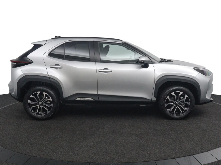 Toyota Yaris Cross - 1.5 Hybrid 115 Dynamic 6