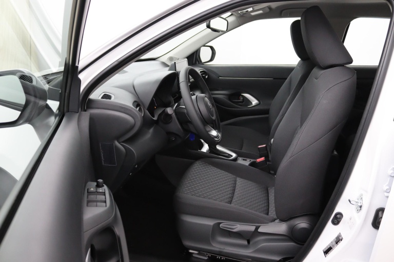 Toyota Yaris Cross - 1.5 Hybrid 115 Active | Incl. € 2000,-MANIA | 14