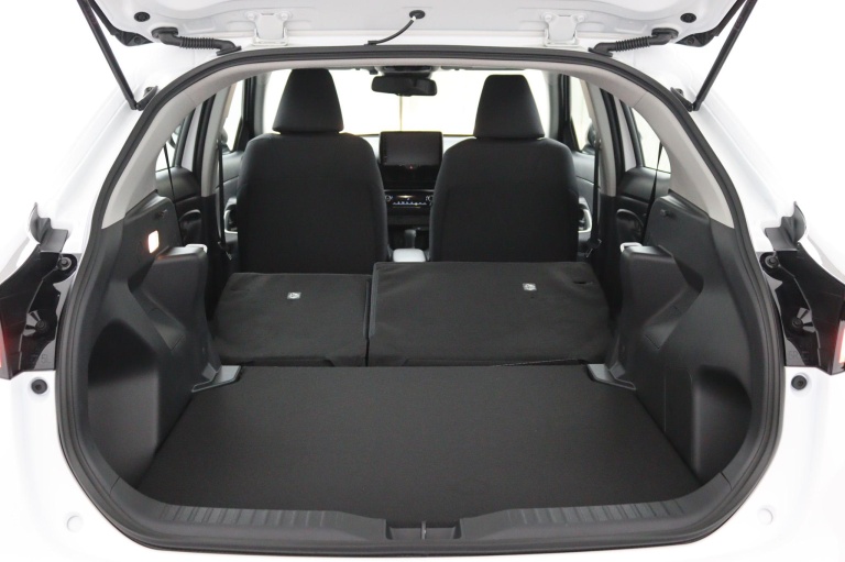 Toyota Yaris Cross - 1.5 Hybrid 115 Active | Incl. € 2000,-MANIA | 24