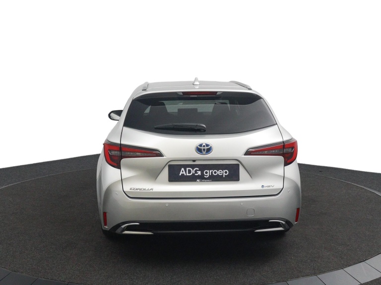 Toyota Corolla - Hybrid 140 Dynamic | Incl. € 3000,-MANIA | 7