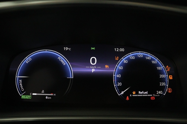 Toyota Corolla - Hybrid 140 Dynamic 11