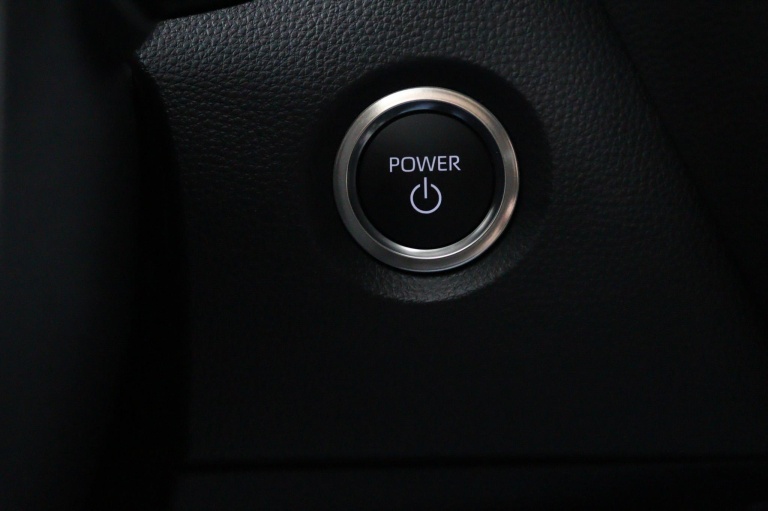 Toyota Corolla - Hybrid 140 Dynamic 41