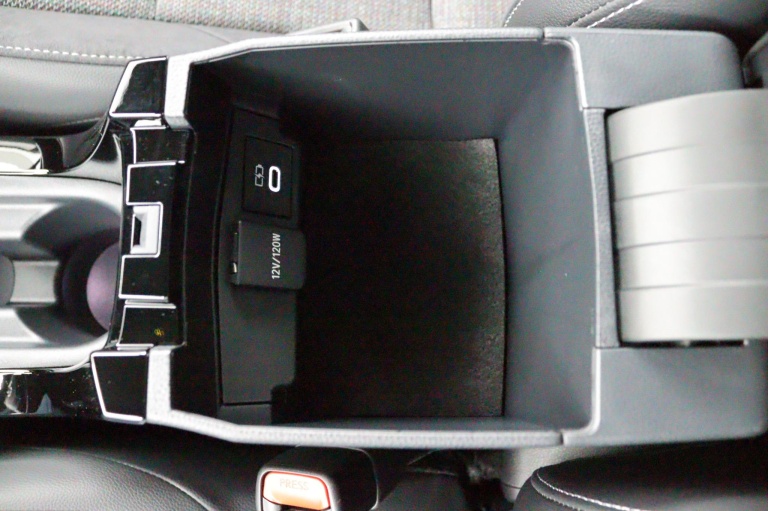 Toyota Corolla - Hybrid 140 Dynamic 48