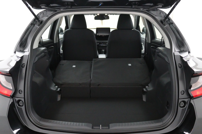 Toyota Yaris - 1.5 Hybrid 115 Comfort | Incl. € 2000,-MANIA | 25