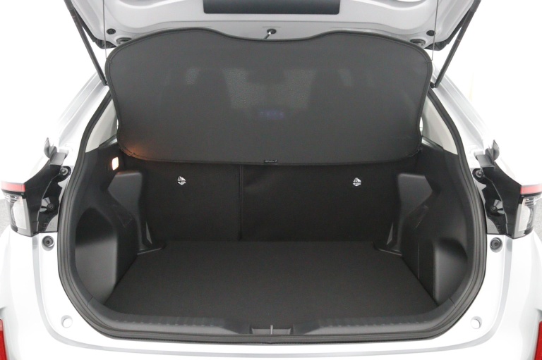 Toyota Yaris Cross - 1.5 Hybrid 115 Active | | Incl. € 2000,-MANIA | 24