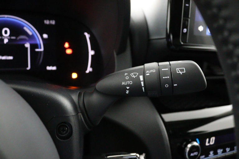 Toyota Yaris Cross - 1.5 Hybrid 115 Active | | Incl. € 2000,-MANIA | 31