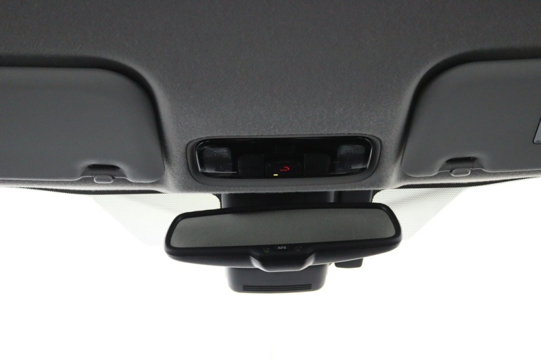 Toyota Yaris - 1.5 Hybrid 115 First Edition | Stoelverwarming | 33