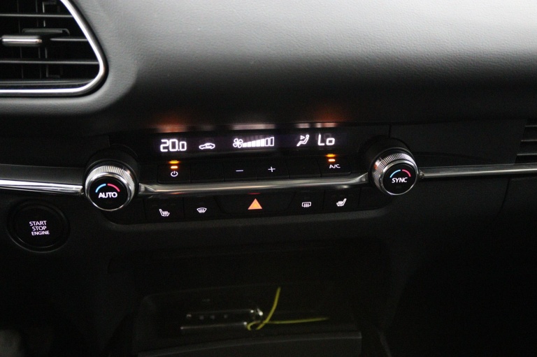 Mazda CX-30 - 2.0 e-SkyActiv-G M Hybrid Homura 13