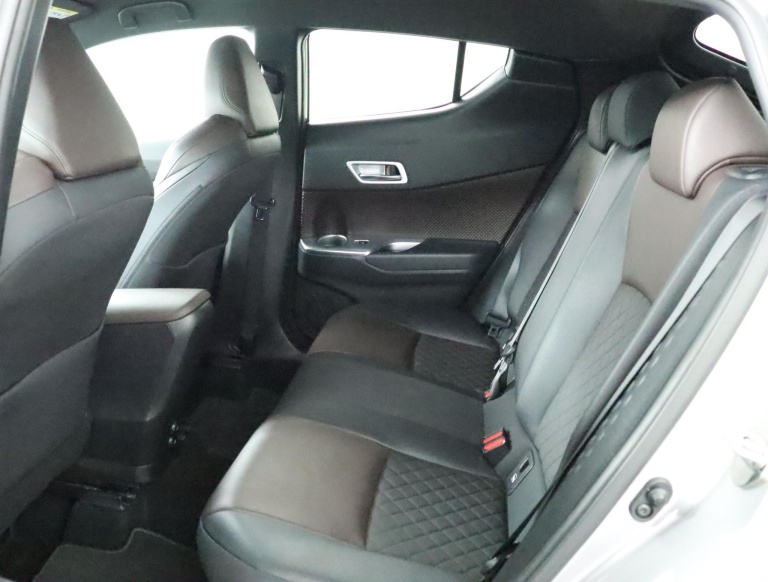 Toyota C-HR - 1.8 Hybrid Executive 18