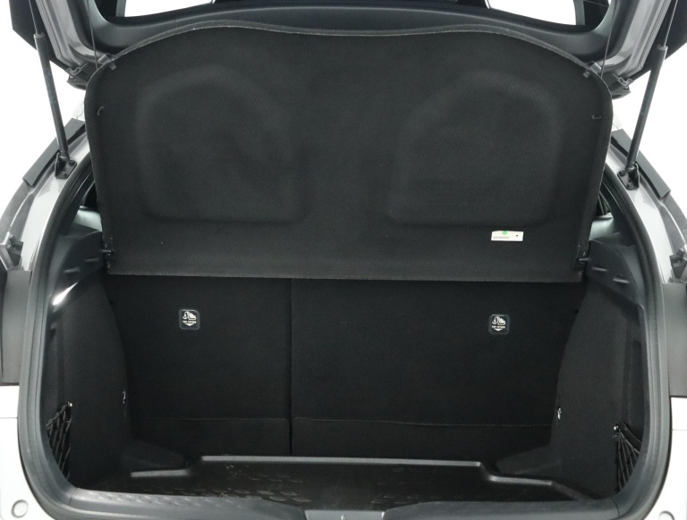 Toyota C-HR - 1.8 Hybrid Executive 23