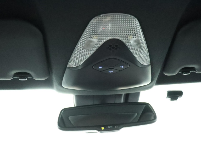 Toyota C-HR - 1.8 Hybrid Executive 33