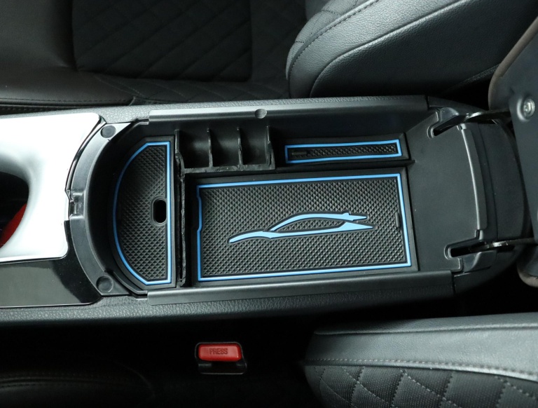 Toyota C-HR - 1.8 Hybrid Executive 66