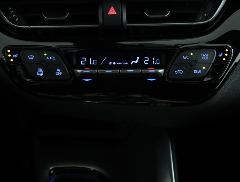 Toyota C-HR - 1.8 Hybrid Executive 7