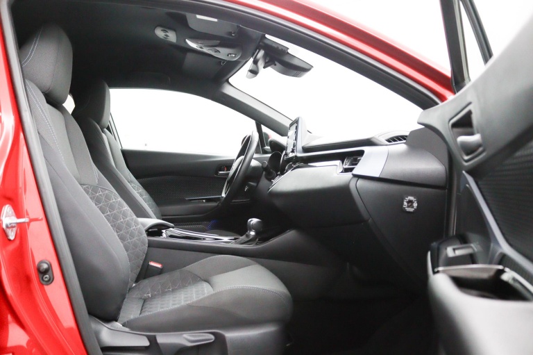 Toyota C-HR - 1.8 Hybrid First Edition | Stuurwiel Verwarming | 23