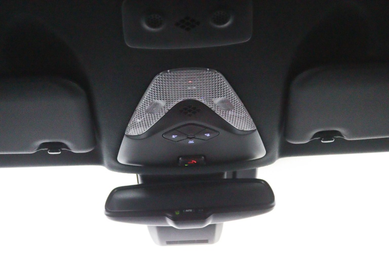 Toyota C-HR - 1.8 Hybrid First Edition | Stuurwiel Verwarming | 32