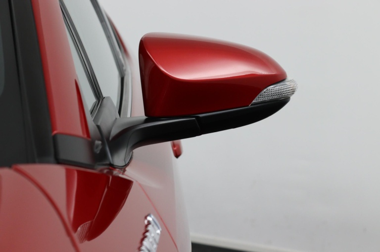 Toyota C-HR - 1.8 Hybrid First Edition | Stuurwiel Verwarming | 37