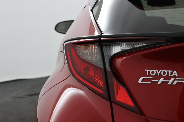 Toyota C-HR - 1.8 Hybrid First Edition | Stuurwiel Verwarming | 40