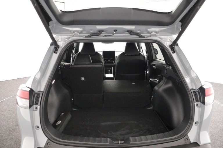 Toyota Corolla Cross - Hybrid 140 Style 22