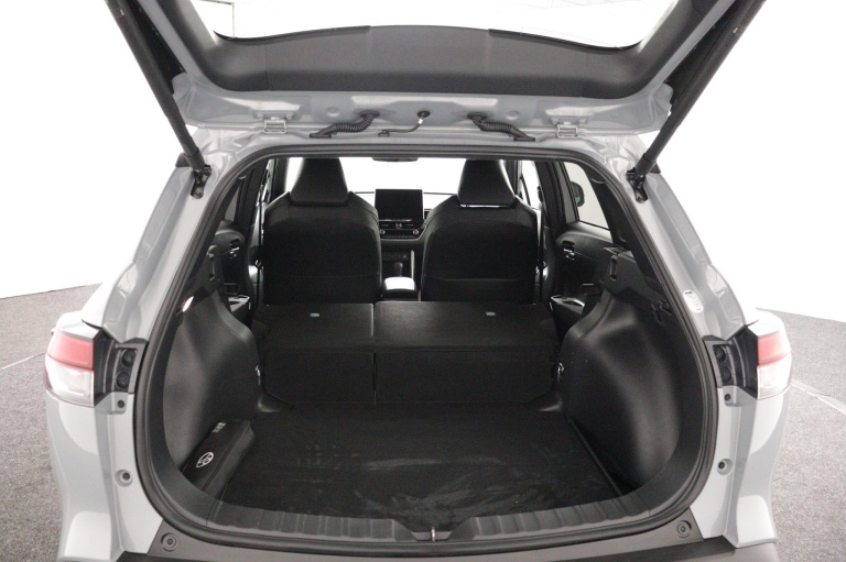 Toyota Corolla Cross - Hybrid 140 Style 23