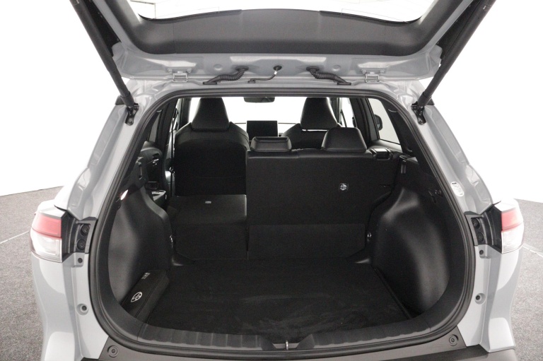 Toyota Corolla Cross - Hybrid 140 Style 24