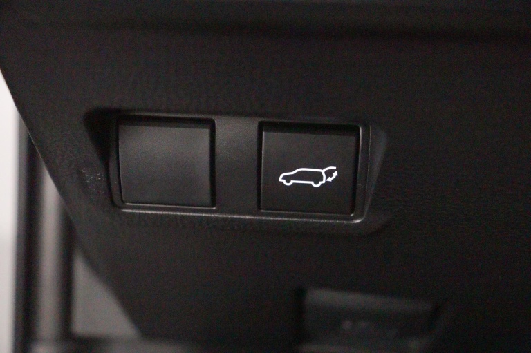 Toyota Corolla Cross - Hybrid 140 Style 29