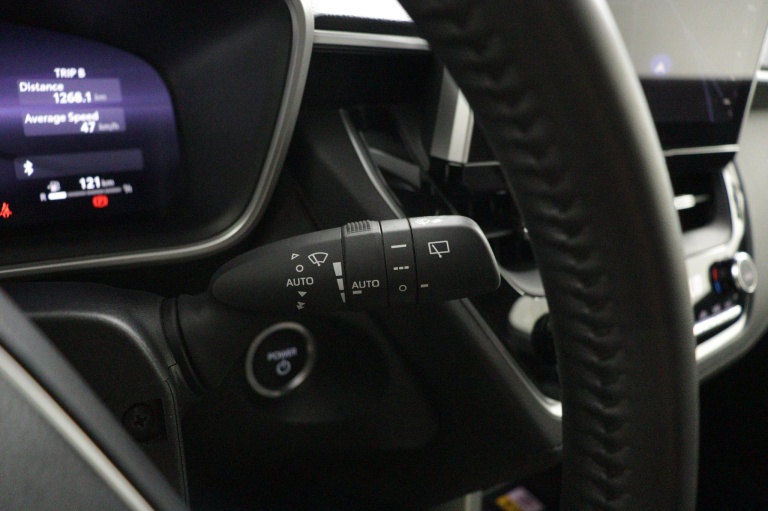 Toyota Corolla Cross - Hybrid 140 Style 31
