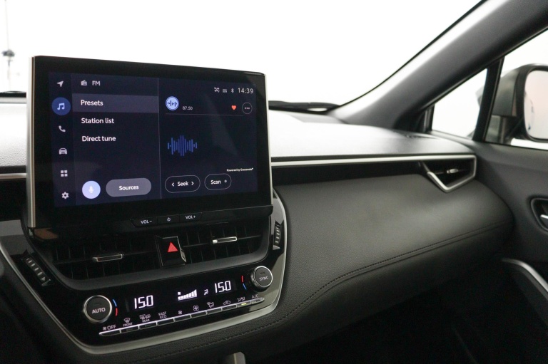 Toyota Corolla Cross - Hybrid 140 Style 7