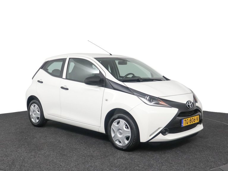 Toyota Aygo - 1.0 VVT-i x-fun 13