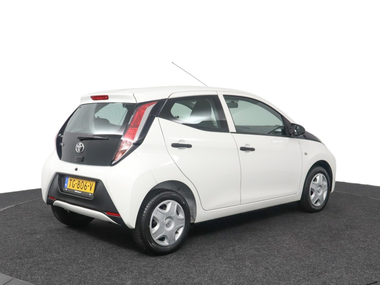 Toyota Aygo - 1.0 VVT-i x-fun 2