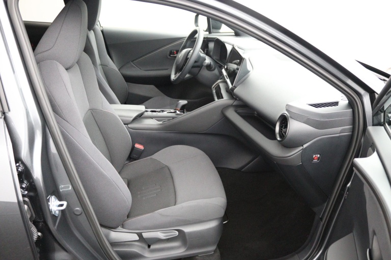 Toyota C-HR - 1.8 Hybrid 140 Dynamic 22