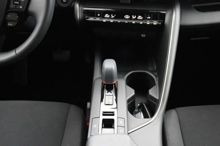Toyota C-HR - 1.8 Hybrid 140 Dynamic 27