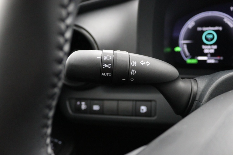 Toyota C-HR - 1.8 Hybrid 140 Dynamic 31