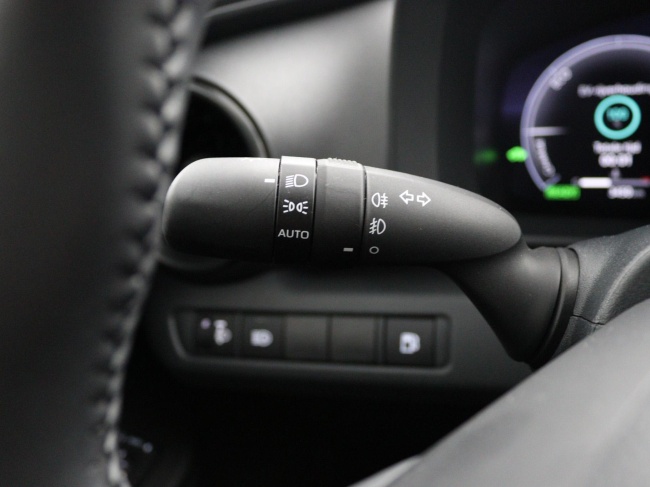 Toyota C-HR - 1.8 Hybrid 140 Dynamic