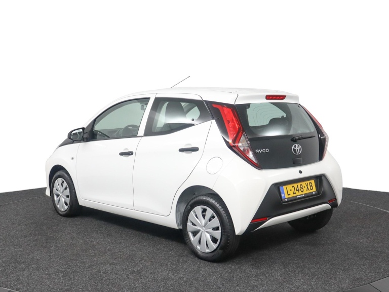 Toyota Aygo - 1.0 VVT-i x-fun 11