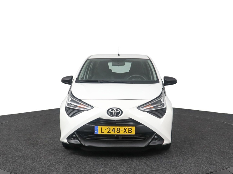 Toyota Aygo - 1.0 VVT-i x-fun 14