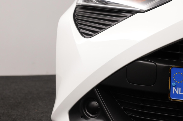 Toyota Aygo - 1.0 VVT-i x-fun 30