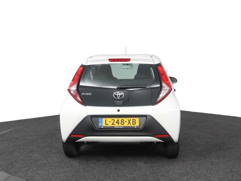 Toyota Aygo - 1.0 VVT-i x-fun 34