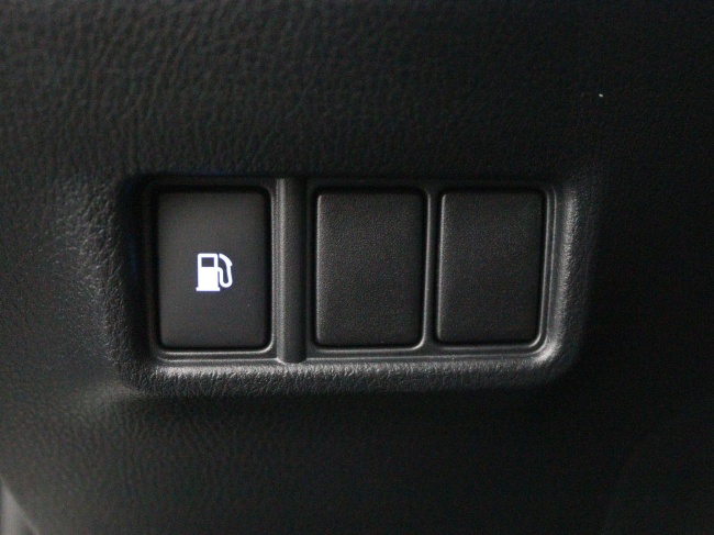 Toyota C-HR - 2.0 Hybrid Dynamic