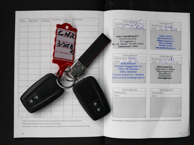 Toyota C-HR - 2.0 Hybrid Dynamic